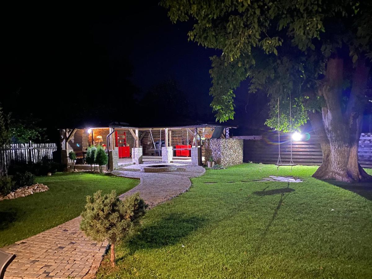Hotel Casa Pisica Noastra Breaza  Exterior foto